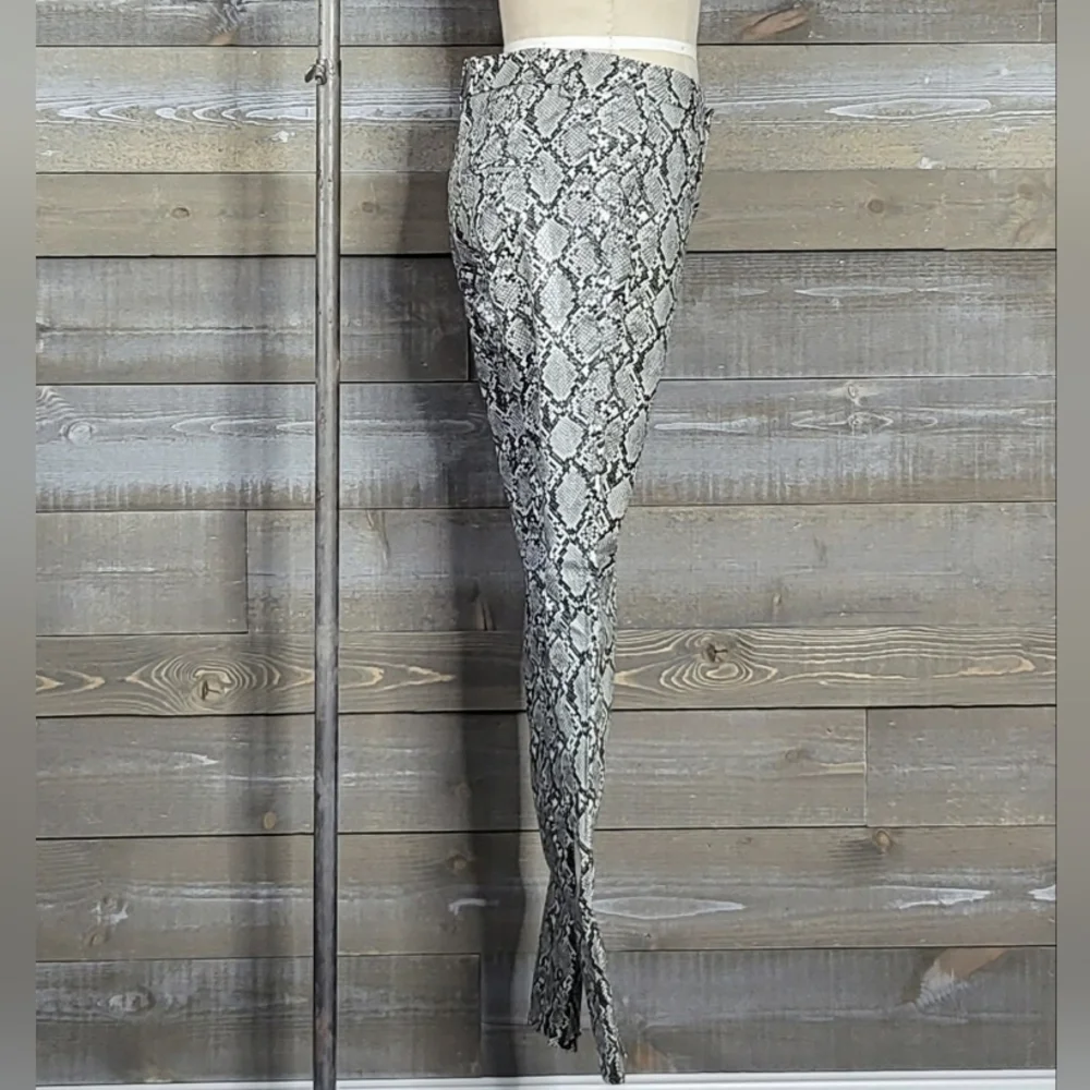 NWT Zara Faux Leather Snake Printed Skinny Front Ankle Slit Pants